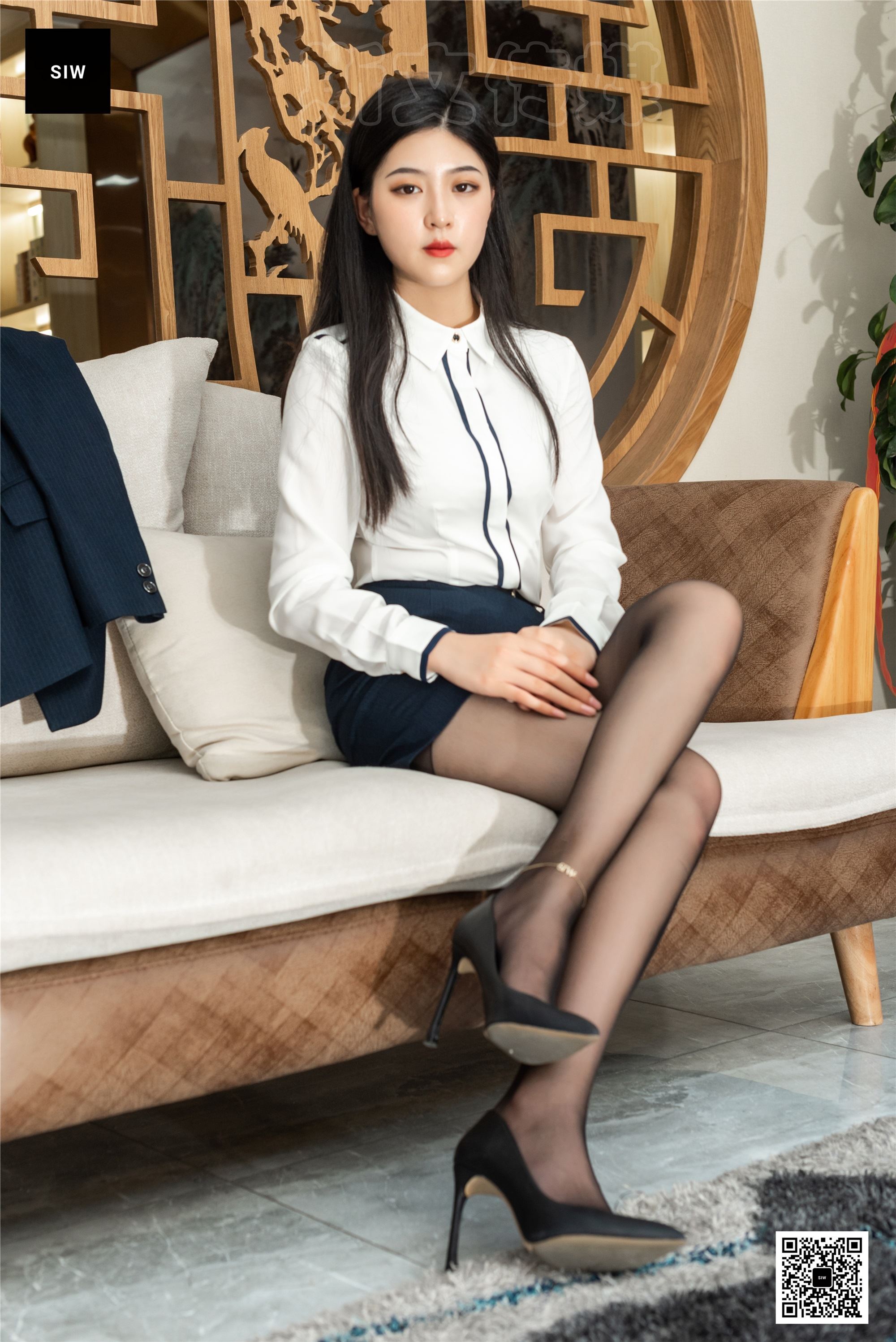 SIW斯文传媒  VOL.057 黑丝文员-小谈